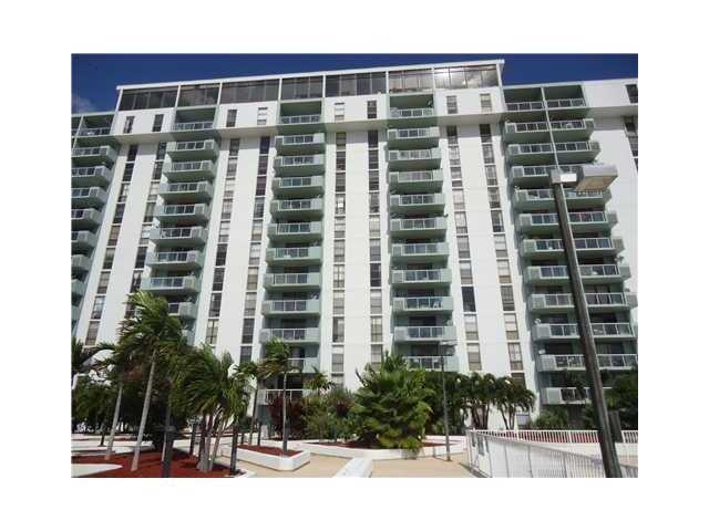 13499 BISCAYNE BL # 1408 - Image 11674095