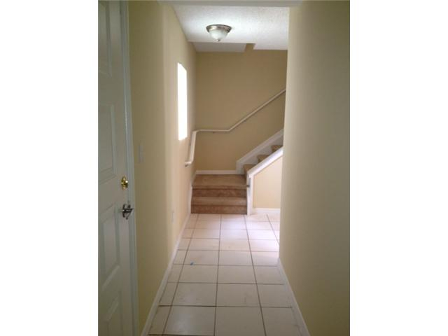 2861 NE 185 ST # 305 - Image 17209070